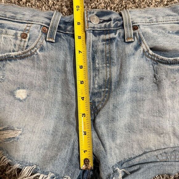 Levi’s 501 Shorts Denim Light Wash Retro Mid Rise 27” - Picture 8 of 9